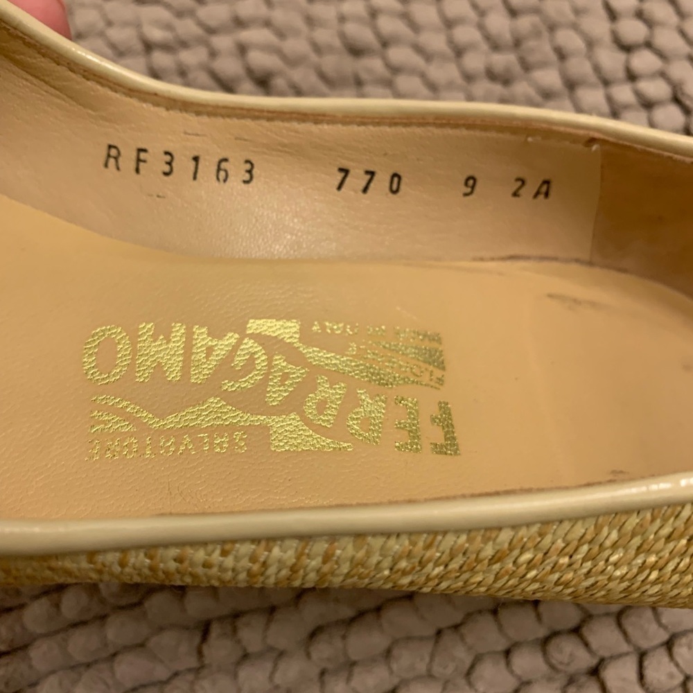 Salvatore Ferragamo Raffia Top Leather Heels Pumps with Ribbon Cream Beige 9 - Picture 14 of 16